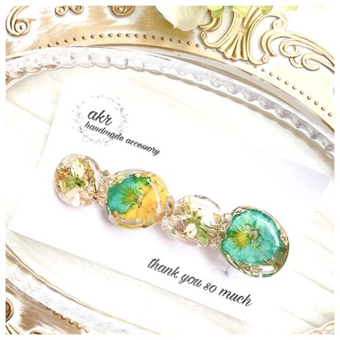 レジンヘアクリップ フリルビオラ