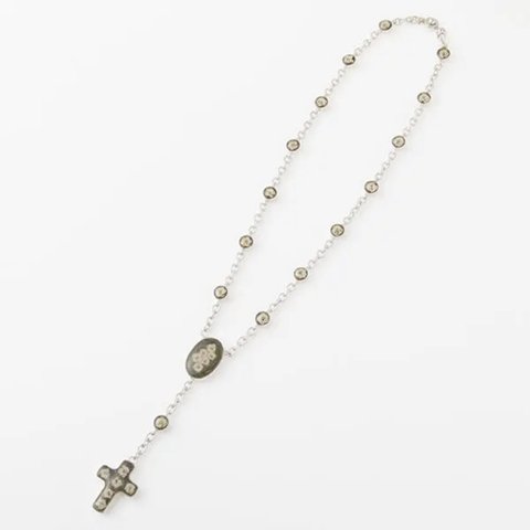 Viburnum Rosario Necklace (Short)