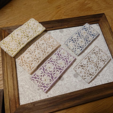 インド刺繍リボンパッチンピン