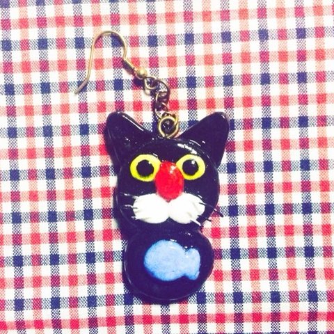 sale!　黒猫のフックピアス