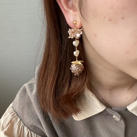 《 strawberry 》brown　ピアス・イヤリング 