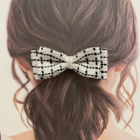 ♡白 ツイードリボンのヘアゴム♡ホワイト 小さめ シンプルリボン ヘアアクセサリー