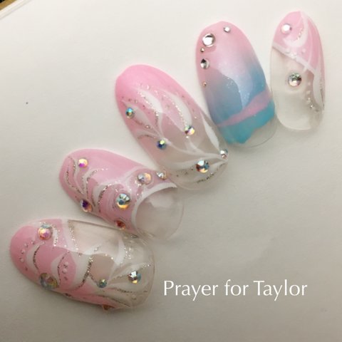   《Prayer for Taylor》