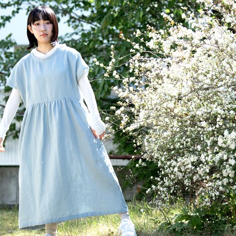 Linen＆Organiccottonガーゼ　ゆったり半袖ロングワンピース【ジュニパーベリー染／ボタニカルダイ】