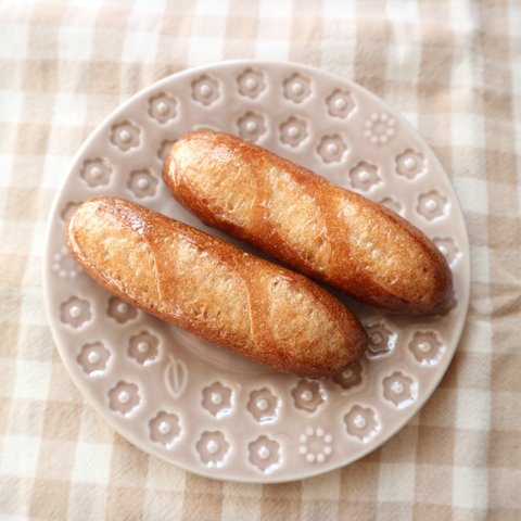 大きめ本物パンのミニチュア＊フランスパン生地のバタール