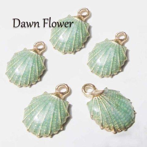 【D-1217】10pcs　貝殻　19×13mm　グリーン　チャーム　ハンドメイドパーツ