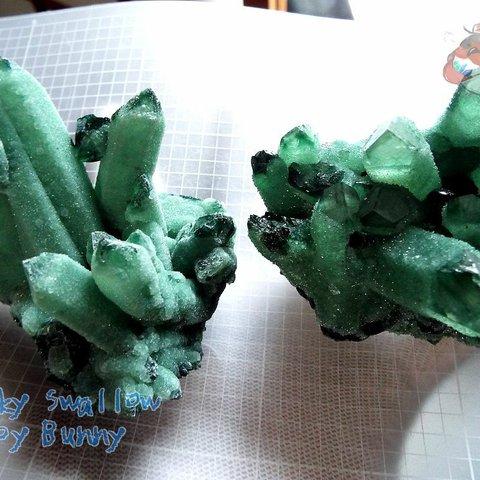 ✅ 処分品 中1個 半人工緑水晶クラスター 原石 標本 別名：グリーンクォーツクラスター