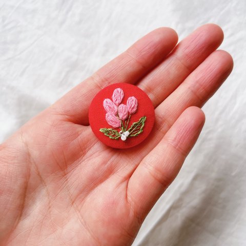 刺繍くるみボタン❁チューリップ❁