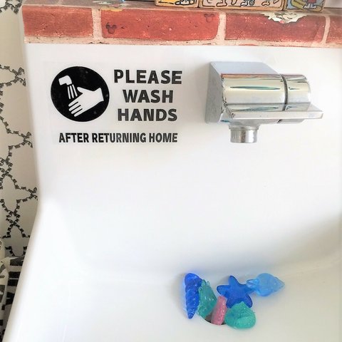 手洗いステッカー　Wash hands!