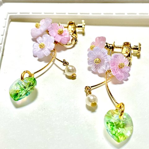 春咲のコスモス〜イヤリング・ピアス