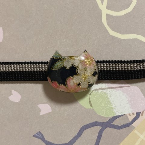 猫モチーフ帯留め　レジン　和柄　桜