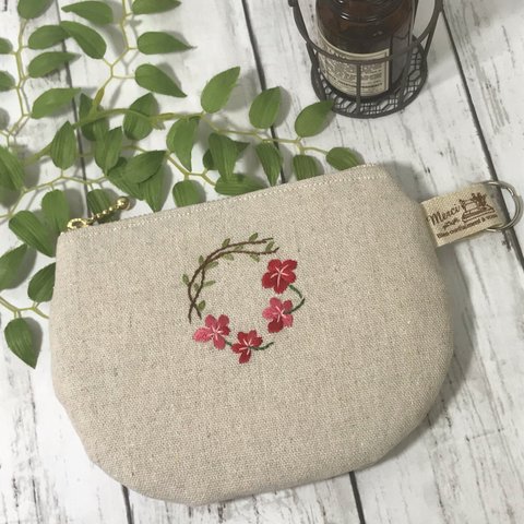 再販＊刺繍ポーチ🌸お花リース