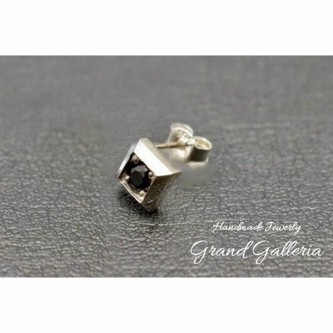 シルバー925　ブラックキュービックジルコニア ピアス  （片耳） Grand Galleria