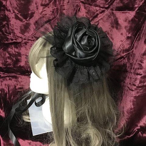 黒薔薇の円形ヘッドドレス