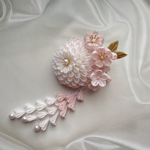 つまみ細工髪飾り　白×ピンク　桜🌸