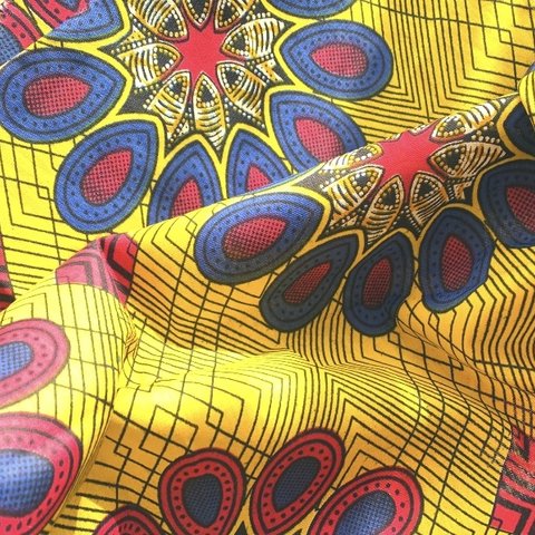 【B3ハギレ】 veritable guaranteed angel wax 100㌫cottonAfrican fabric made in Nigeria🇳🇬 約364✖️515㍉　yellow