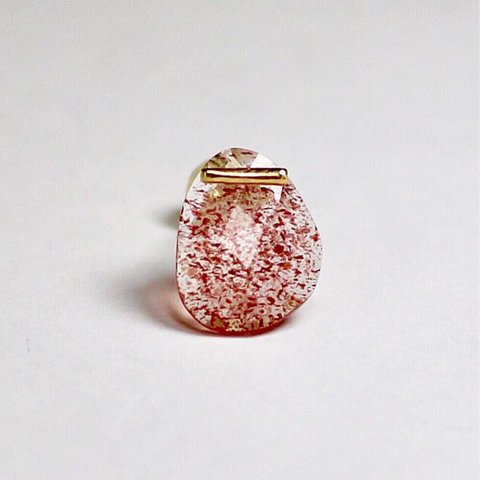 Strawberry Quartz Pierce / K18YG