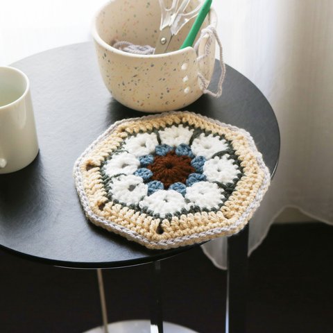 リバーシブルポットマット（鍋敷き） Crochet pot mat  03