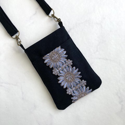 インド刺繍リボン　スマホポシェット