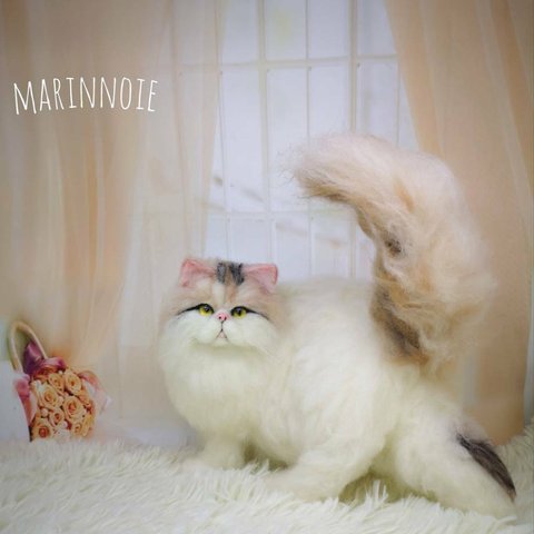 羊毛フェルト　猫　ペルシャ猫　ハンドメイド　ねこ　ネコ　フェルト猫　ペットロス　虹の橋　羊毛フェルト猫　オーダーメイド