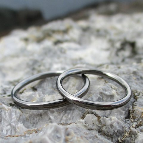 【金属アレルギー対応】 細身でシンプルなタンタルの結婚指輪