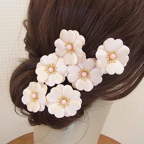 髪飾り ヘアアクセサリー　八重桜　 成人式  卒業式  結婚式　桃色