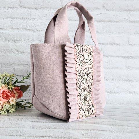 インド刺繍リボンとタックフリル，アーモンド底のトートバッグ◇桜ピンク色