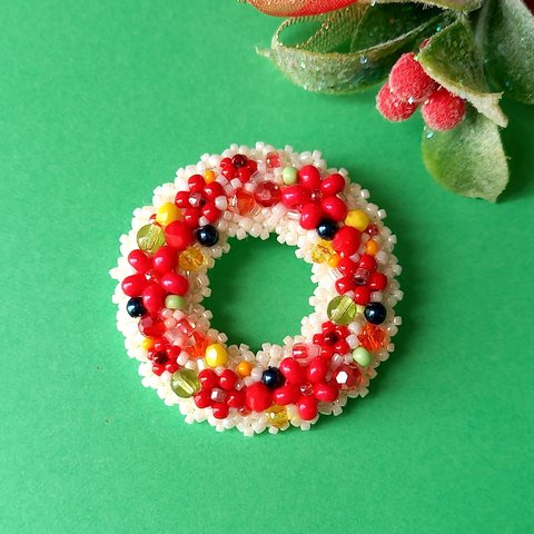 フラワーリースブローチ＊クリスマスケーキ＊ビーズ刺繍