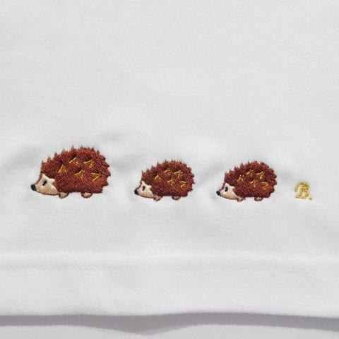 仲良しハリネズミの親子刺繍入りTシャツ　男女兼用