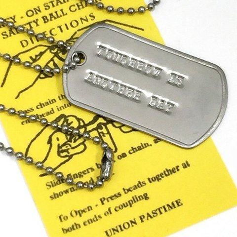 名言 DOGTAG ドッグタグ 明日は明日の風が吹く DP-028 USA 新品