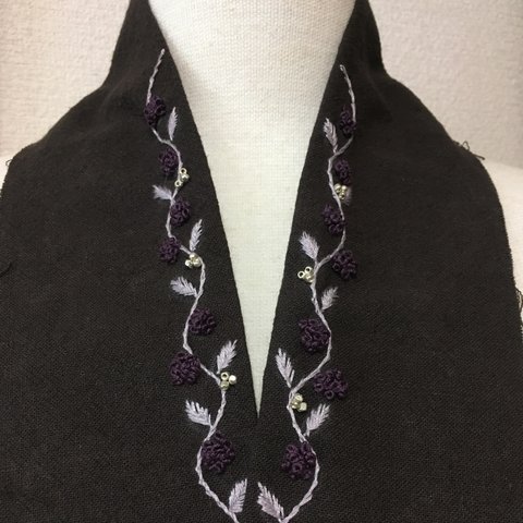 綿麻ビーズ花刺繍半襟