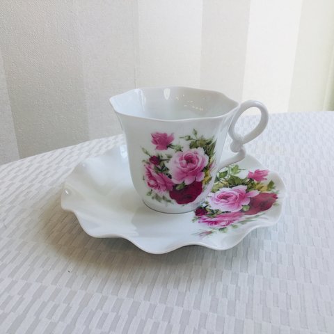 カトリーヌ　マロンの薔薇のコーヒーカップ＆ソーサー