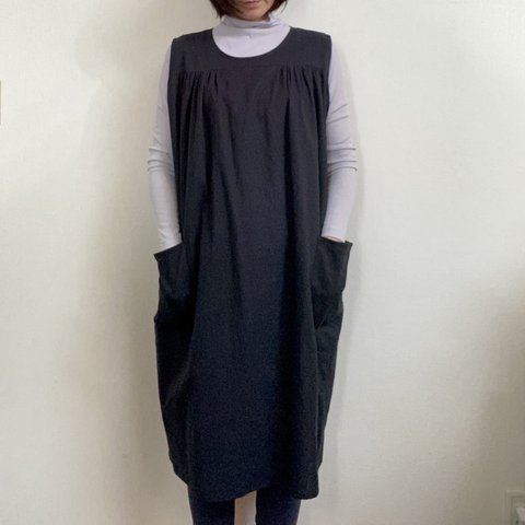 お洋服みたいな割烹着（袖なし）ブラック【受注製作】