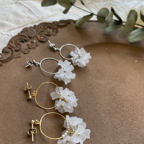 【gold】アクリルフラワーフープピアス