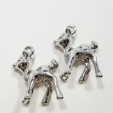 バンビ（鹿）【2個Set】金属チャーム・SILVER