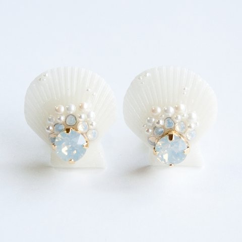 Luxury Sea Dream Pierced Earrings - WHITE