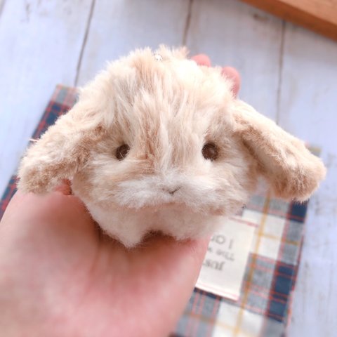 〖 まるでぬいぐるみ 〗な がまぐち コインケース ✿ 垂れ耳うさぎの可愛くお座り ✿