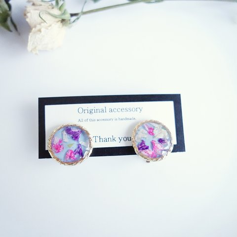 ＊再再販＊ かすみ草 colorful petal blue イヤリング/ピアス