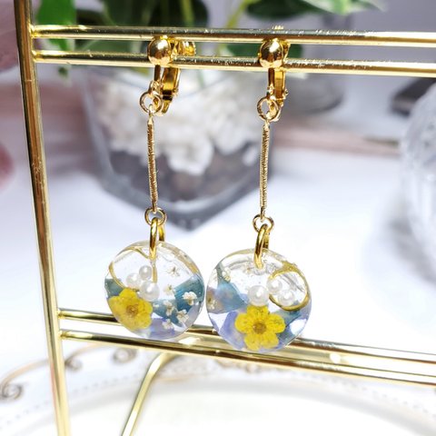 レジン レジンアクセサリー    アクセサリー    ゴールド  イヤリング  ハンドメイド ハンドメイドアクセサリー    レジンイヤリング  ドライフラワー