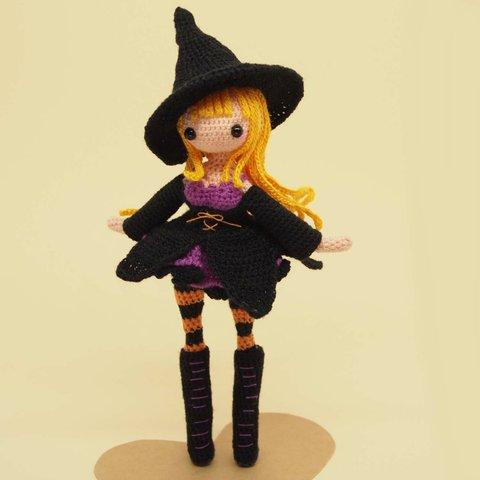 ハロウィン魔女の女の子のあみぐるみ