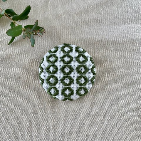 刺繍ブローチ ○模様