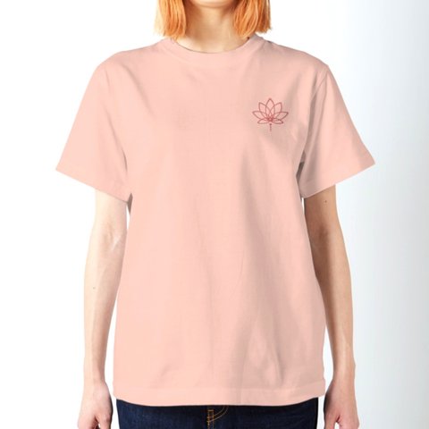 ヨガにおすすめ　シンプルな蓮ロゴのTシャツ