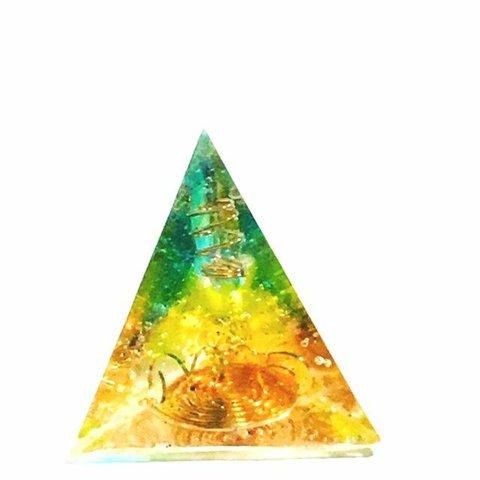 三角錐　オルゴナイト