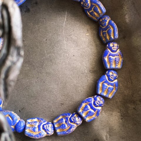 【2コセット】JIRI＊IVANA#czech beads#チェコビーズ　monkey🐒14✖️11㍉ cobalt blue/bronze