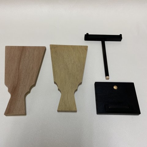 トールペイント材料　羽子板　(ベニヤ材) 2枚セット