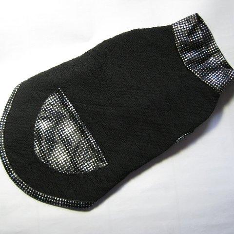 小型犬タンクトップ服　ブラックカラー　キラキラ素材縁飾り＆ポケット　