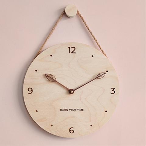 北欧の実木 掛け時計 アイデア 時計