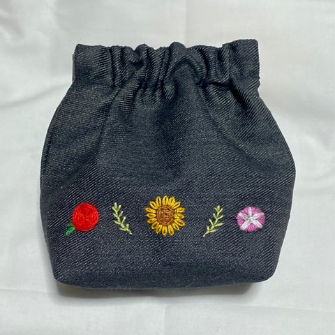 手刺繍バネポーチ10cm