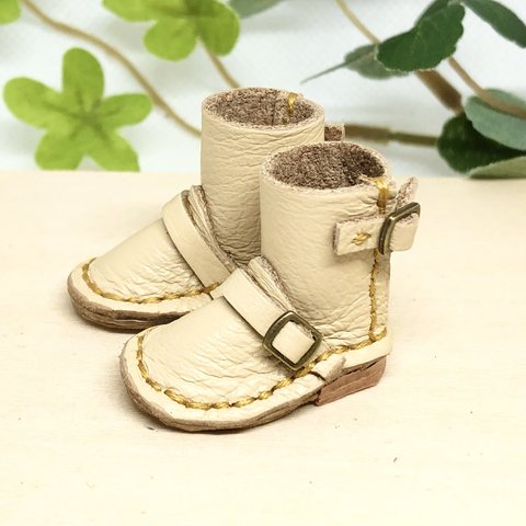 革細工 ミニチュア普通エンジニアブーツ　一足　miniature boots.