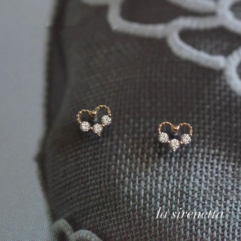 受注製作 ＊ three stone heart pierce